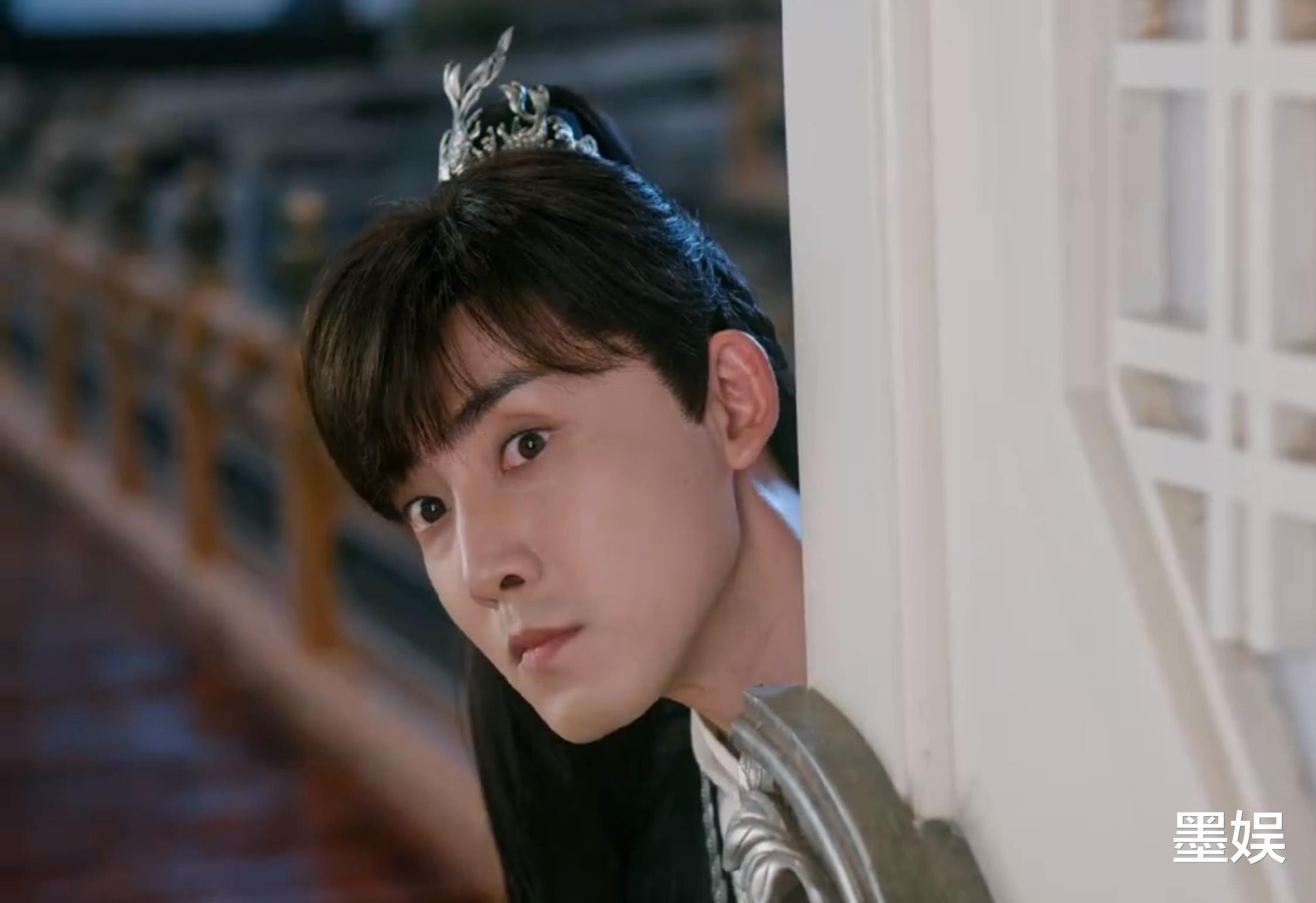 杨紫|她演了《沉香如屑》又好像没演，千篇一律的造型正在毁掉杨紫