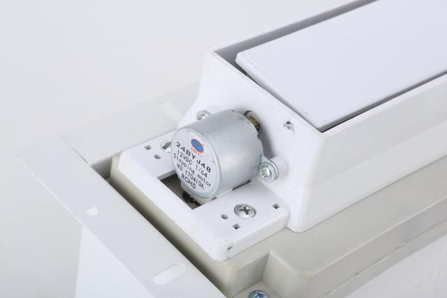 一口气咨询了16个关于浴霸的问题，后面几个问题，售货员都不懂了