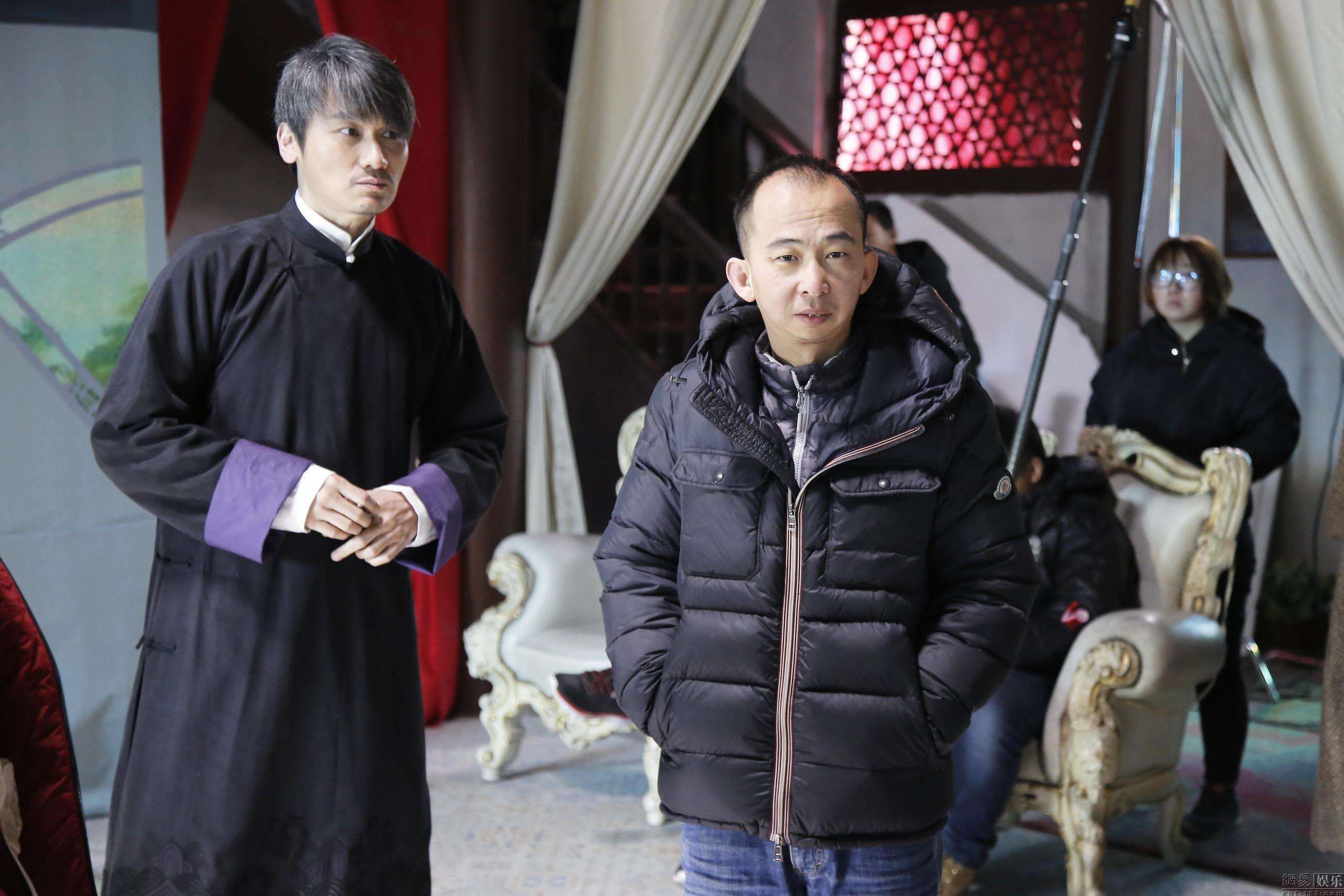 巨兴茂|他是娱乐圈“知名丑星”，绰号小老鼠，如今身价过亿娶美女老婆