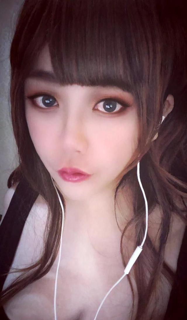 乔碧萝殿下|女网红丈夫出镜,感谢榜一大哥给媳妇打赏180万,让全家实现财务自由