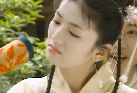 展昭|妲己变肥了,赵灵儿不灵了,宁采臣多瞅一眼都想哭,看翻拍得洗眼