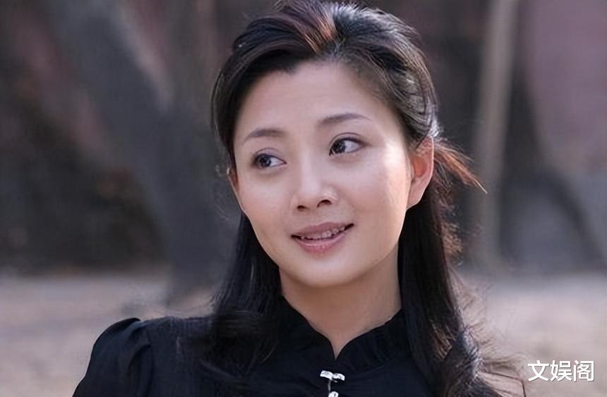 殷桃|差点退学，恋情绯闻一团糟，却丝毫不影响42岁的殷桃当下凡仙女