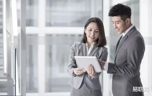 |职场里有人打你小报告,是当场掀桌还是忍气吞声?