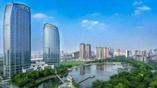 昆山杜克大学|这所大学“很烧钱”，学费达17万！所在地是“全国百强县”第1名！