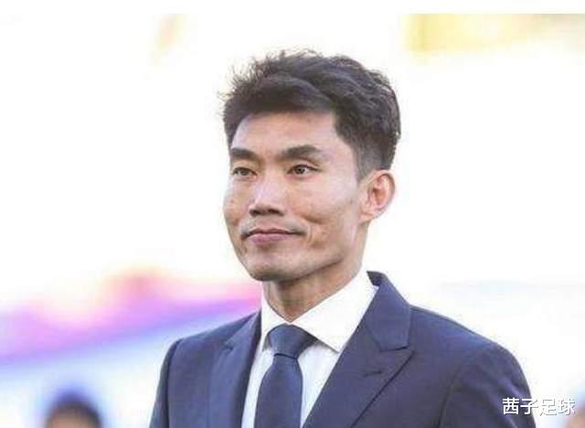 郑智|太让人惊喜！媒体给郑智打至少80分，想不到广州队没有崩盘