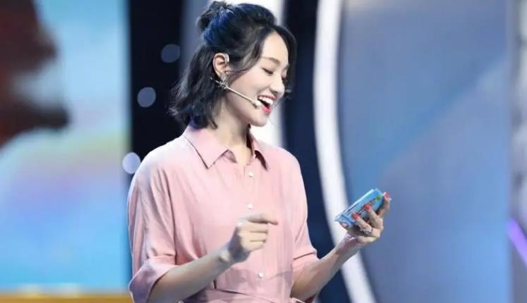 黄晓明|结婚5年后才发现，用卑微换来幸福婚姻的朱丹，有多聪明