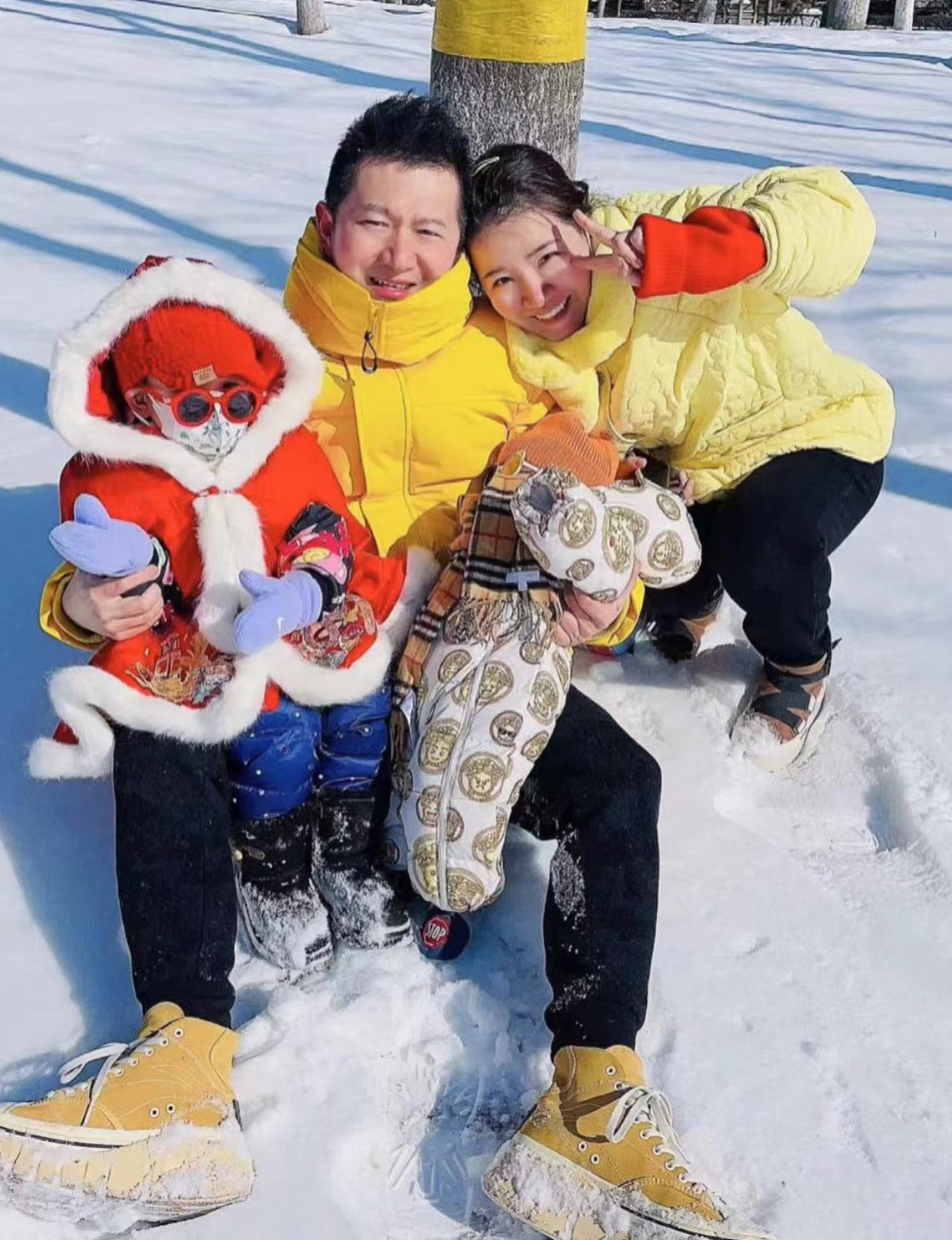 红果果|?央视美女主持疑怀三胎,透露明年计划甜笑不已,结婚12年儿女双全