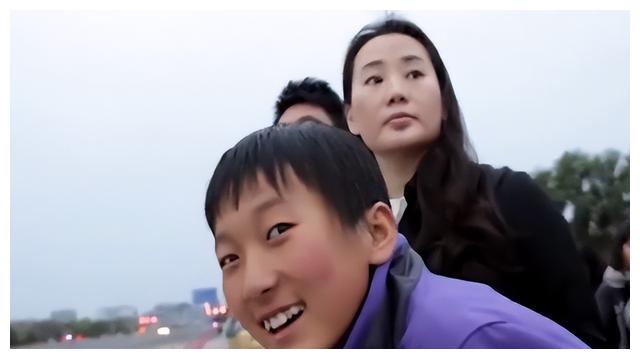 林依轮|变形计杨杜鹃:给林依轮当女儿,明星父母助其圆梦,如今怎么样了