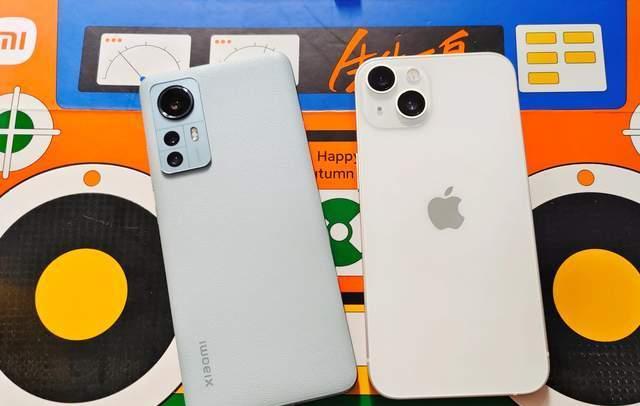 雷军|网友喊话雷军：小米冲击高端应该将储存提至1TB！其实256G已够用
