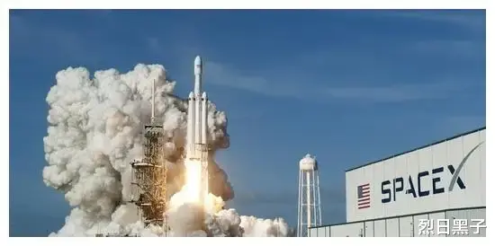 SpaceX已能独立完成登月,还要NASA干什么?