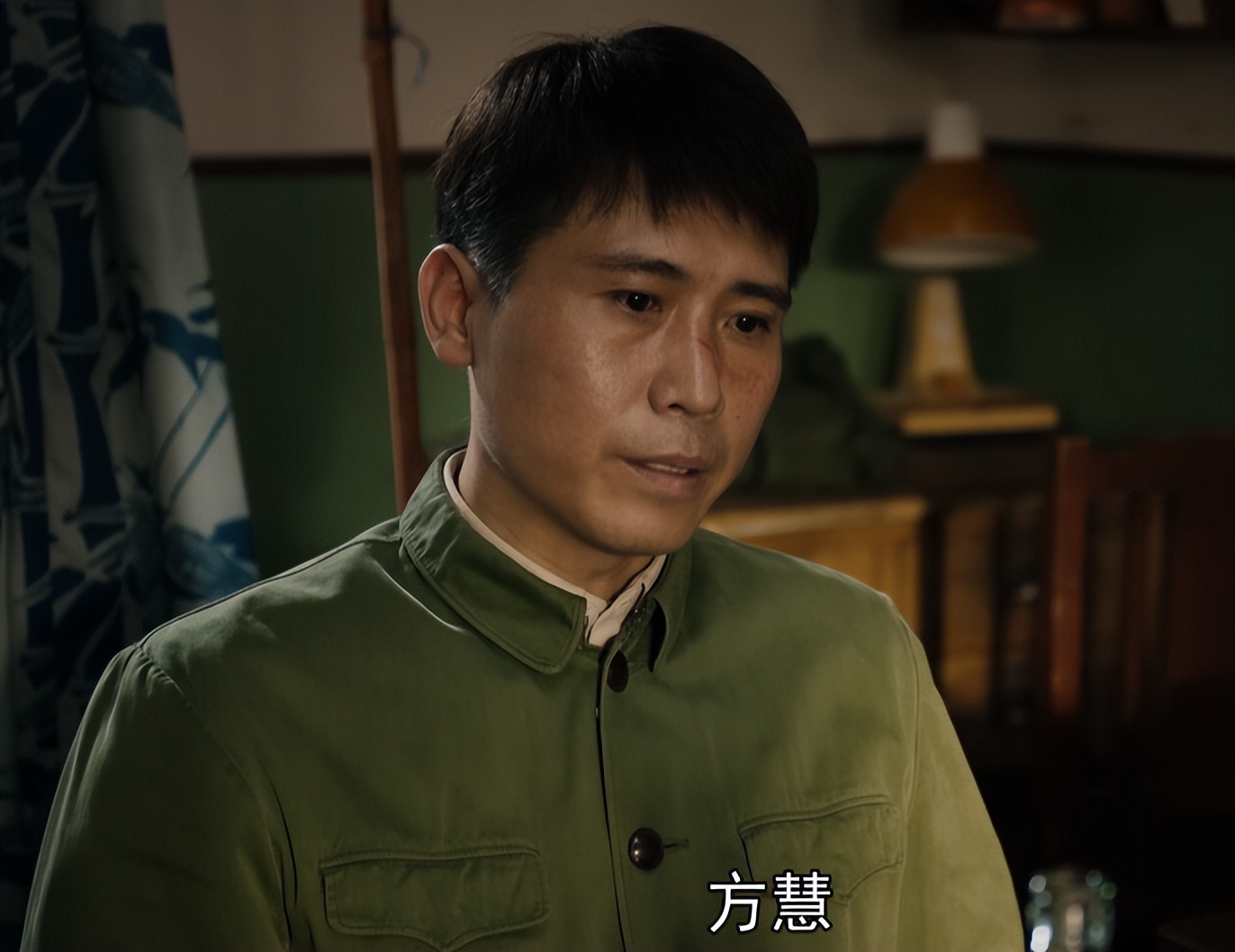 显微镜下的大明|李小冉新剧与《显微镜下的大明》各看4集:一个弃了,一个看上瘾