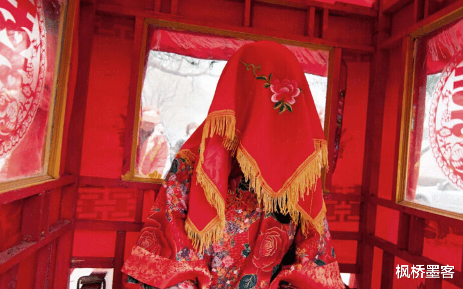 女子招亲出一上联:“天字出头为我夫”,才子对出下联,堪称绝配