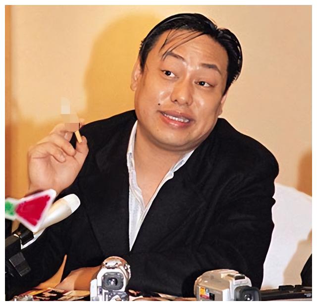 罗兆辉|屌丝罗兆辉:27岁逆袭10亿身家,羞辱过张智霖,风流半生凄惨离世
