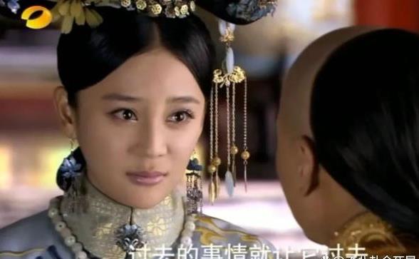 袁姗姗|袁姗姗近照曝光,穿蓝色礼服肤白貌美,曾发视频否认整容