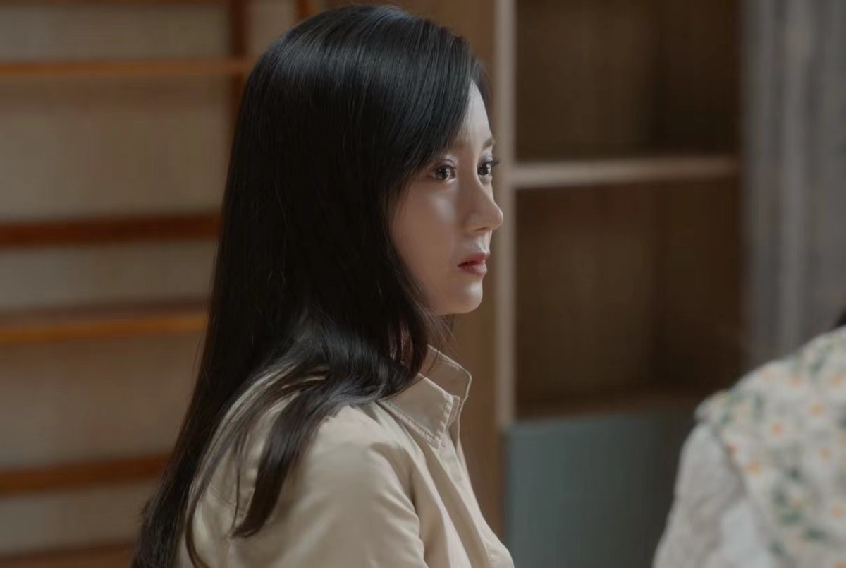 关晓彤|《二十不惑2》首播群像：本以为关晓彤够美了，却意外被女配惊艳