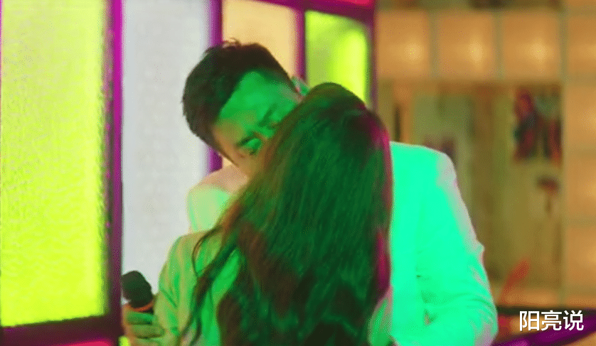 宋晓峰|宋晓峰新片与文松老婆上演吻戏，赵本山儿子客串迎宾！