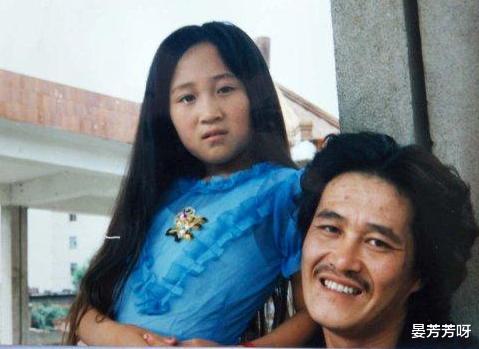 赵本山|赵本山女儿球球：顶撞汪涵，直播炫耀家底，一顿早餐需要10万元？