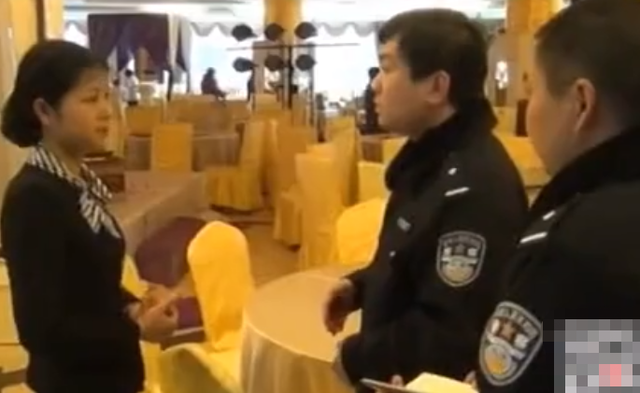 丈母娘太聪明,婚宴竟用礼金支付,结果现场挥泪