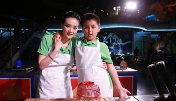 钟丽缇|娱乐圈的“大情种”明星:有人为爱息影,有人为爱殉情,个个可惜