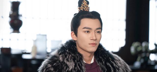 周生如故|泪目！《周生如故》全员发文纪念一周年，任嘉伦白鹿开口引回忆杀