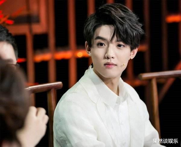 英年早婚|论颜值，他不输小鲜肉，只可惜英年早婚，不然早就成流量爱豆了