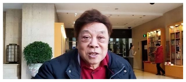 赵忠祥|赵忠祥:一生献给事业78岁病逝,遗产却没给妻子、儿子一分