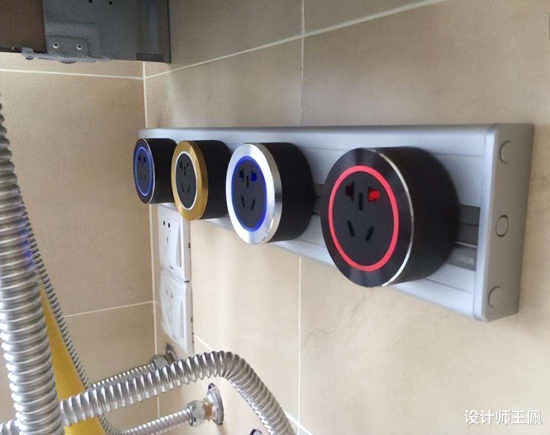 “轨道插座”值不值得入手?用了快一年,和大家谈谈使用体验感