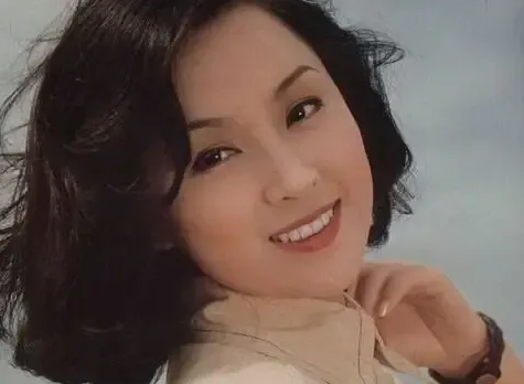 琼瑶|林凤娇、俞小凡、甄珍，16位惊艳了时代的琼女郎，堪称颜值天花板