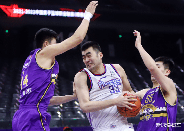 天津男篮|近19战12胜！CBA弱旅变第一黑马 这次季后赛他们真稳了