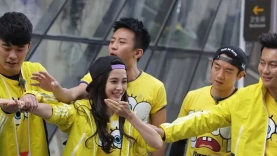 Angelababy|“资本弃儿”杨颖：离婚后资源一落千丈，录制跑男遭受不公平待遇