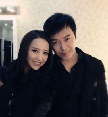 佟丽娅|佟丽娅陈思诚疑旧情复燃,两人亲密互动,女方不避嫌帮其整理衣服