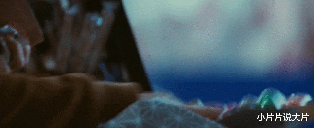 张楠|《全职》：拍出了单身妈妈在职场和孩子之间奔波的崩溃日常