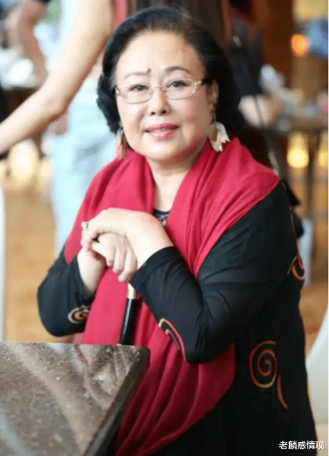 斯琴高娃|四位被除名的一级演员,崇洋媚外被全网吐槽,他们为什么这么做