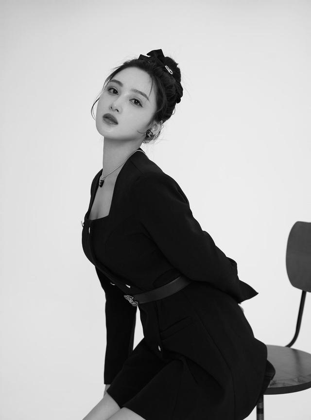 孙嘉璐|越努力越幸运！北电清纯校花孙嘉璐出道七年考上研究生，业余好忙