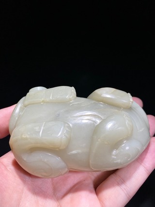 和田玉籽料|清 和田玉籽料 瑞兽 水丞 水盂 笔洗