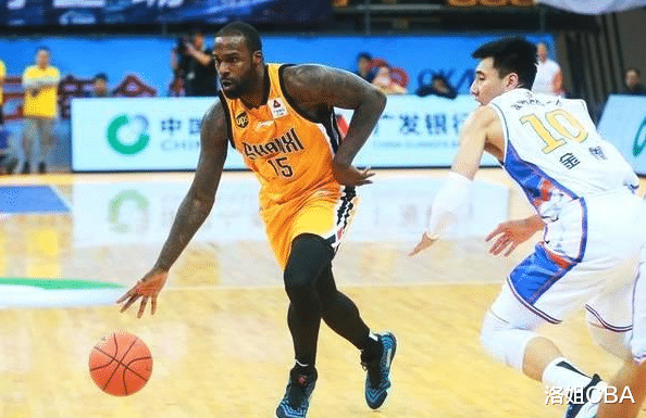 付豪|CBA三消息：辽宁神射合同到期，付豪已兑现承诺，CBA超外拒绝邀请