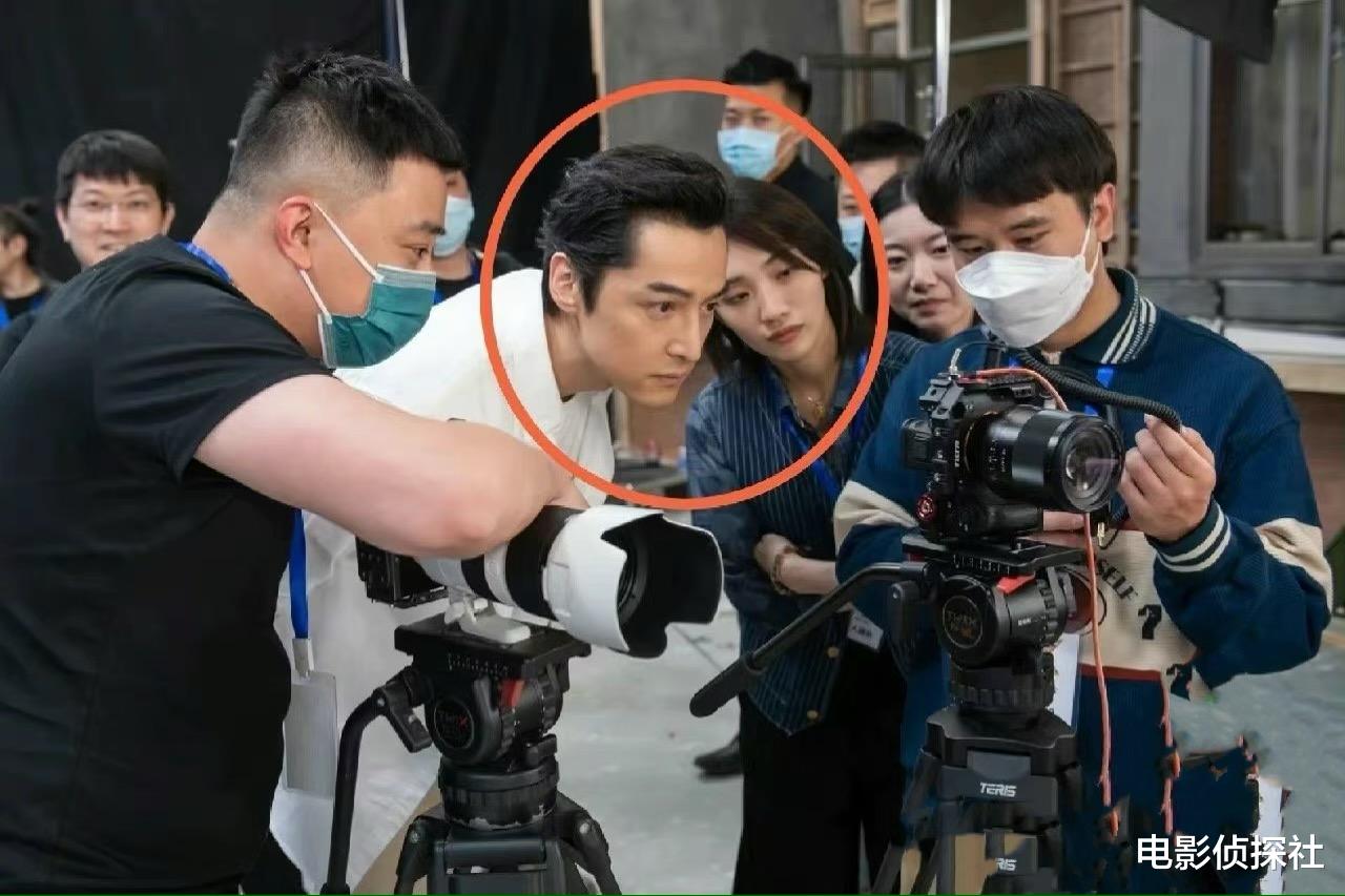 胡歌|胡歌与妻子同框合照曝光！两人很有夫妻相，女方被赞有气质