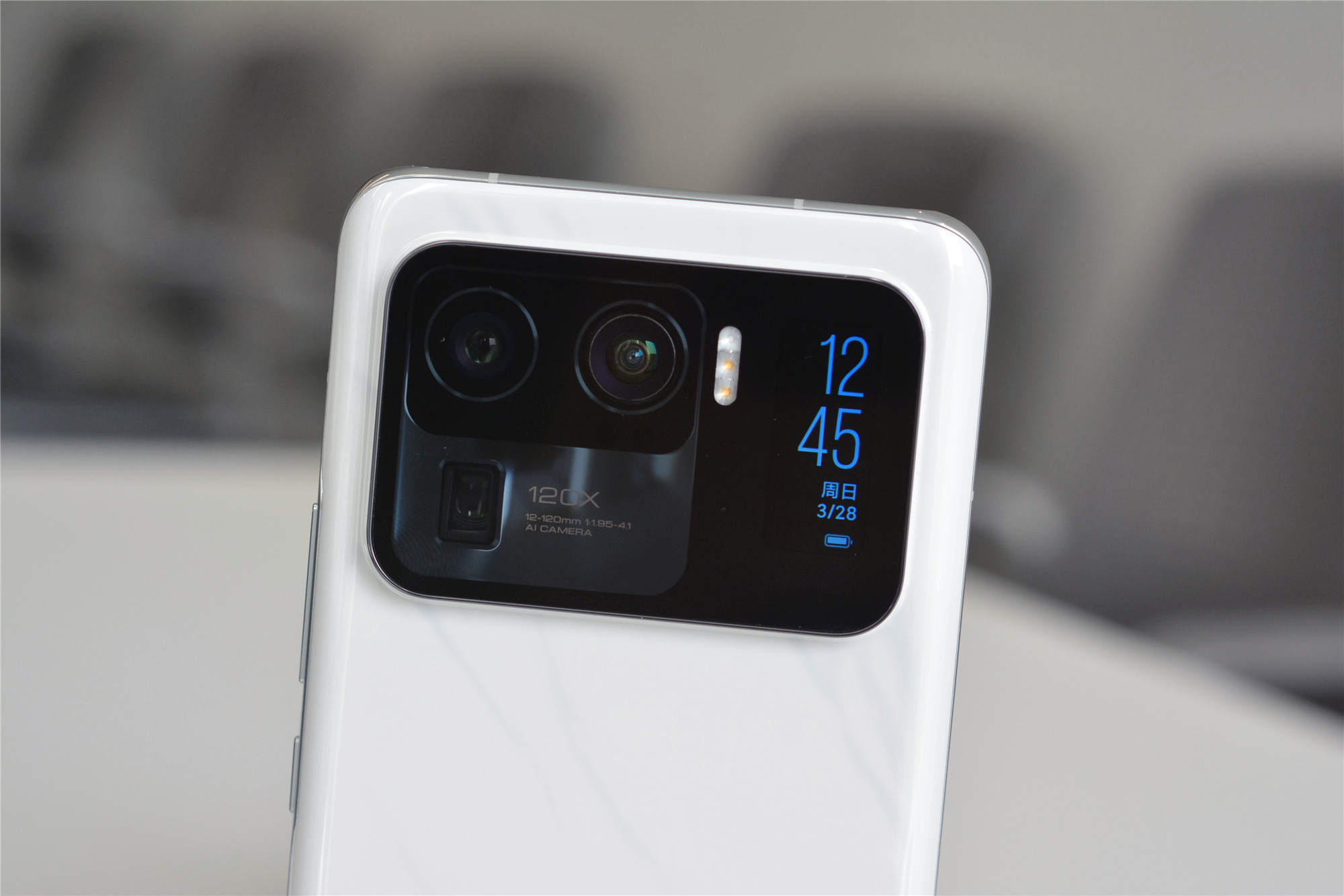 苹果|作为顶级安卓旗舰,12+256GB降至3789元,虽也有不足但总体“真香”