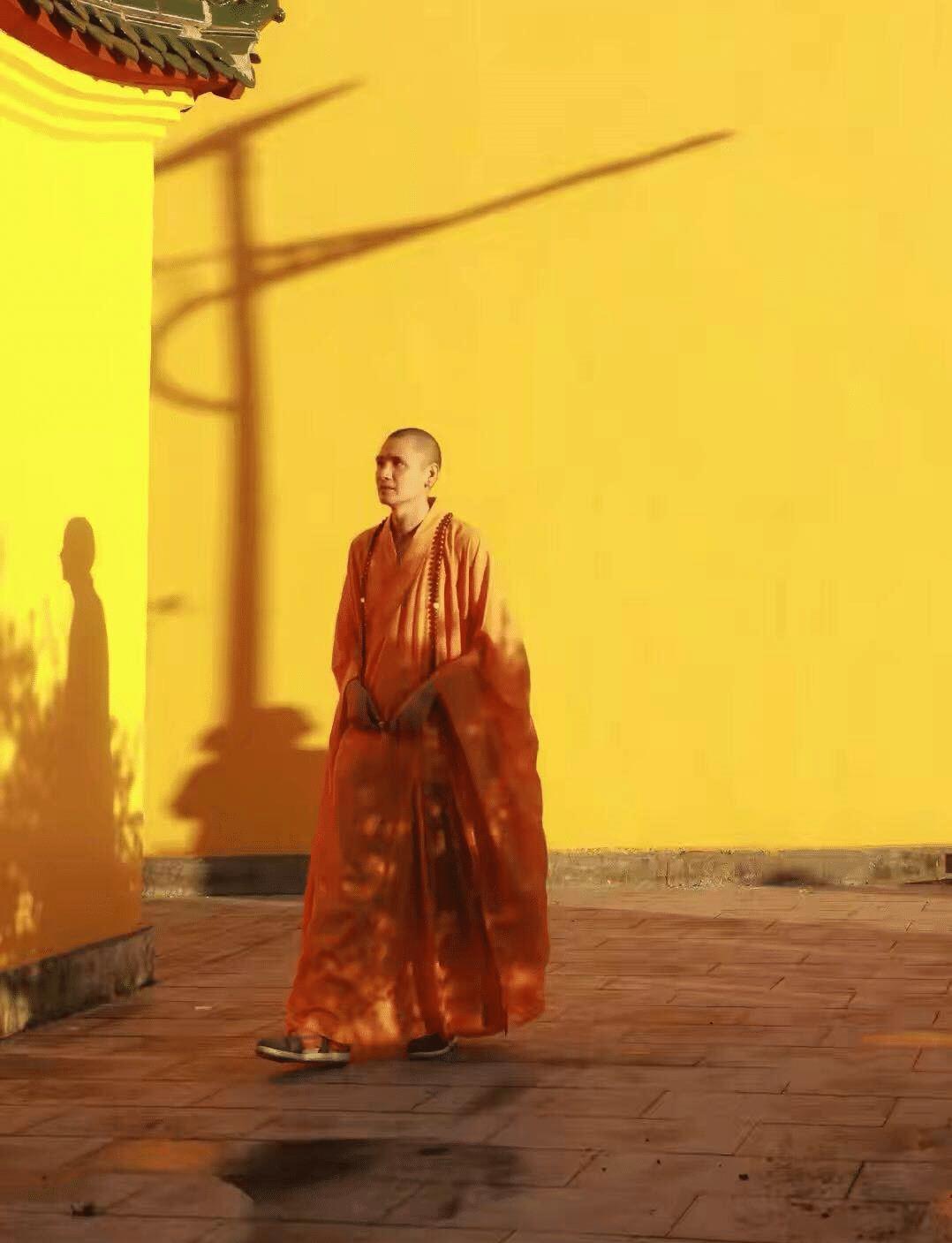 唐僧|帅过唐僧，被无数女粉丝爱慕，天生一双大耳朵的释明心为何出家