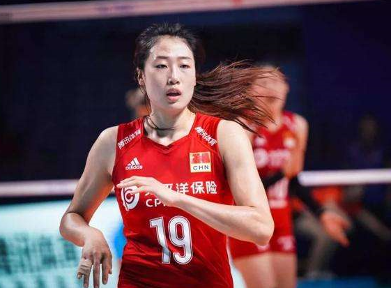 姚迪|中国女排打造豪阵，蔡斌或开后门：冠军球员回归+姚迪效仿魏秋月