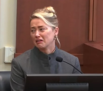 约翰尼·德普|借女儿打「悲情牌」求放过？德普美女律师兼绯闻女友步步紧逼，艾梅柏当堂哑口无言