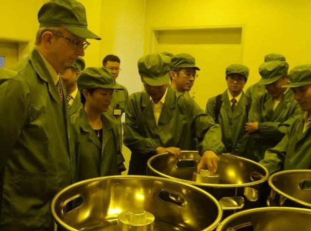 光刻胶|打破日美光刻胶垄断！徐州小厂实现100%技术攻关，获华为3亿投资