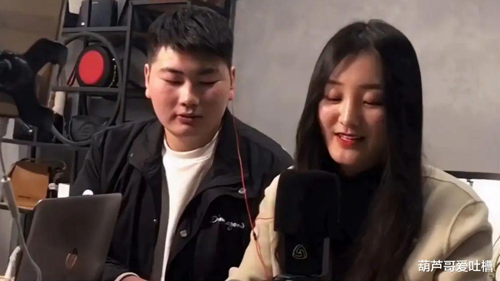 陈亚男|陈亚男回归改卖电话卡，直播中恳求网友放过自己