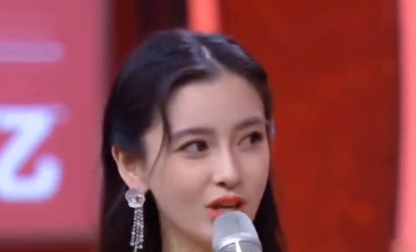 Angelababy|Baby透露过年计划，绝口不提黄晓明，其中的一句话和手上细节亮了