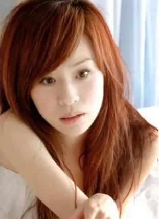 王心凌|40岁王心凌晒性感照片,被指脸僵似充气娃娃,网友:整残了