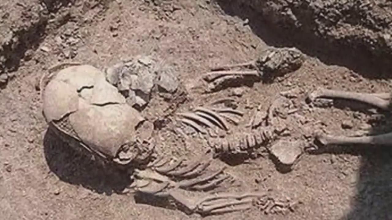 神秘山洞人,宇宙6级文明地球遇险,奇怪石盘记载全过程