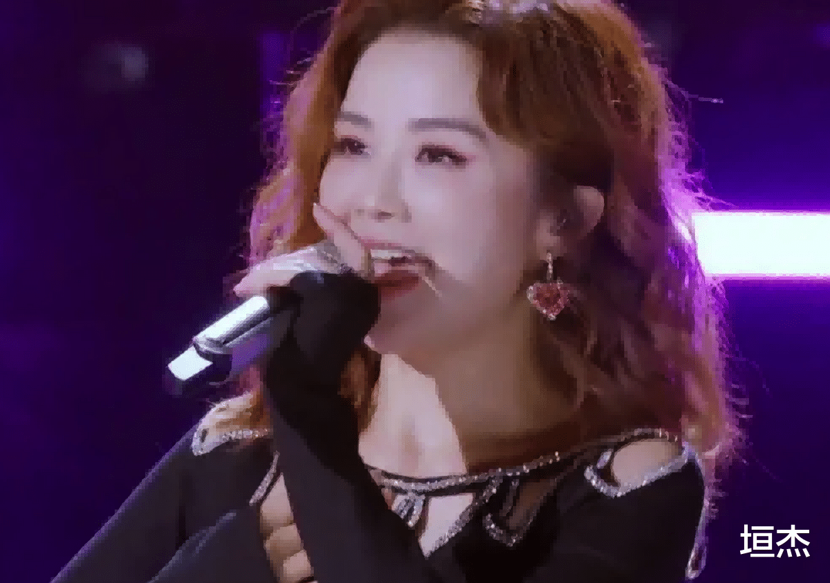 姐姐|蚂蚁腰、蜜桃臀、马甲线，《浪姐3》30+姐姐身材太火辣，可死我了