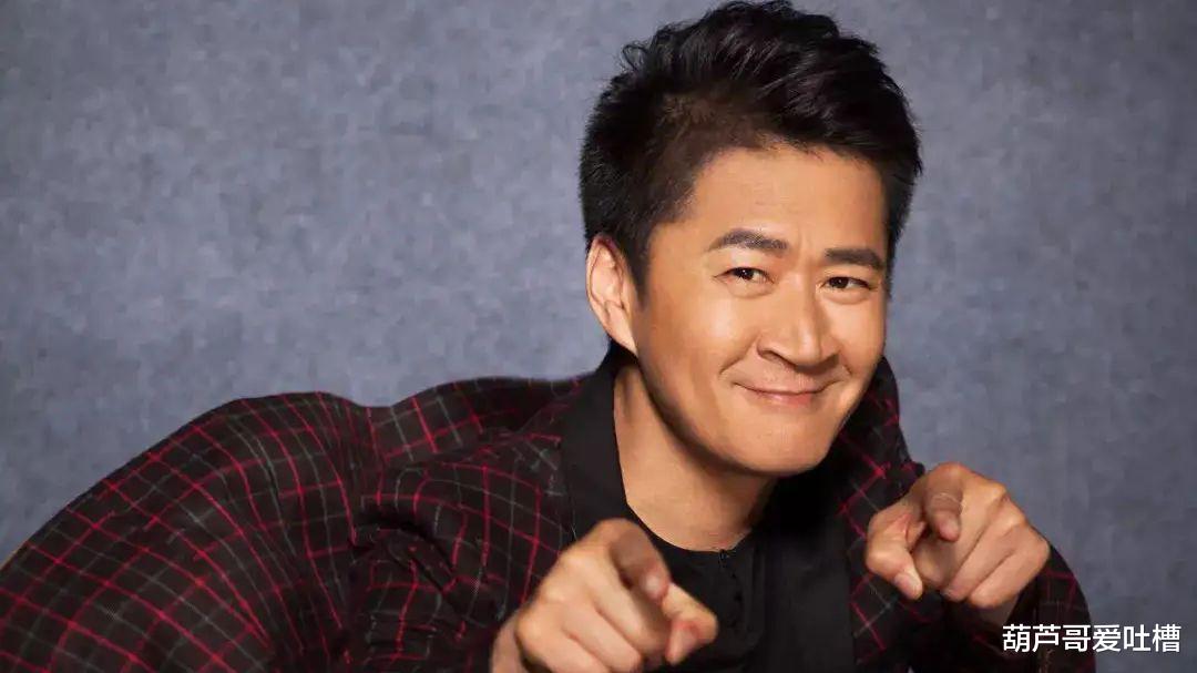 李嘉明|演员李嘉明未带证件做核酸，被拒后与检测人员现场冲突