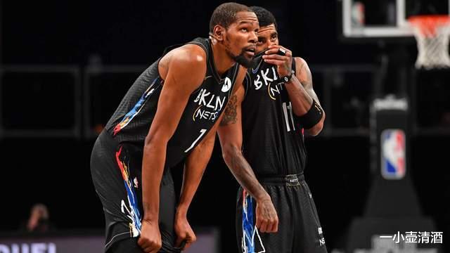 詹姆斯·哈登|哈登在NBA球员眼里怎么样？不受欢迎！保罗这段话说得很透彻