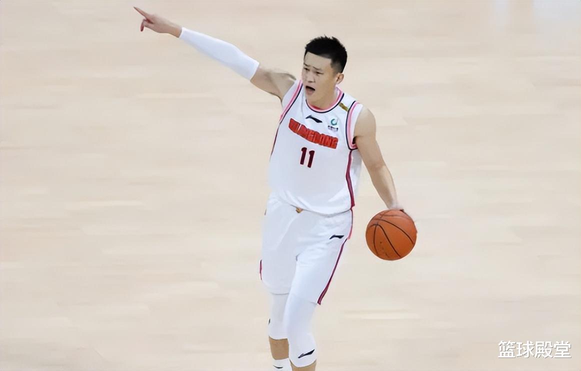 杜锋|粤浙赛后！周鹏表态劳模，杜锋送上放假，徐杰谢教练组+摊牌辽宁
